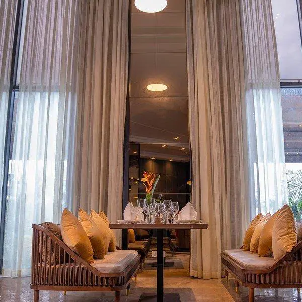 Ramada Hotel & Suites By Wyndham Hạ Long Bay View