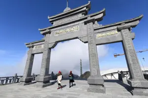 Khách sạn New Epoch Sapa