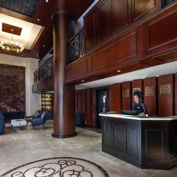 Khách Sạn Paradise Suites Hạ Long
