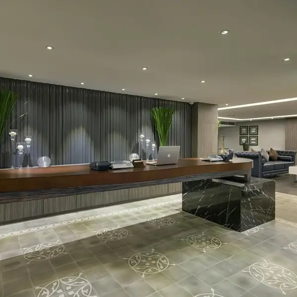 Khách Sạn Paradise Suites Hạ Long
