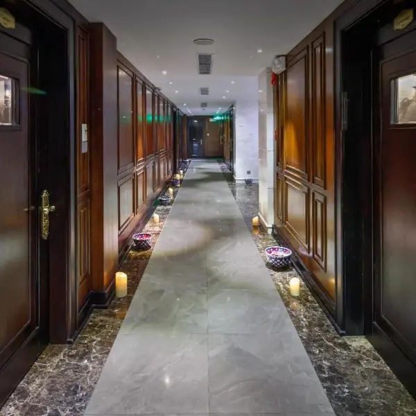 Khách Sạn Paradise Suites Hạ Long