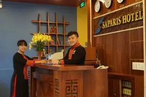 Khách Sạn Saparis