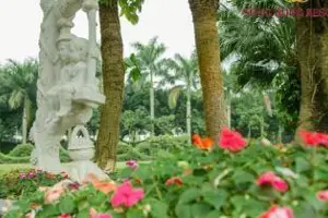 Sông Hồng Resort