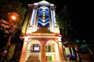 Khách Sạn Mạnh Quân Luxury