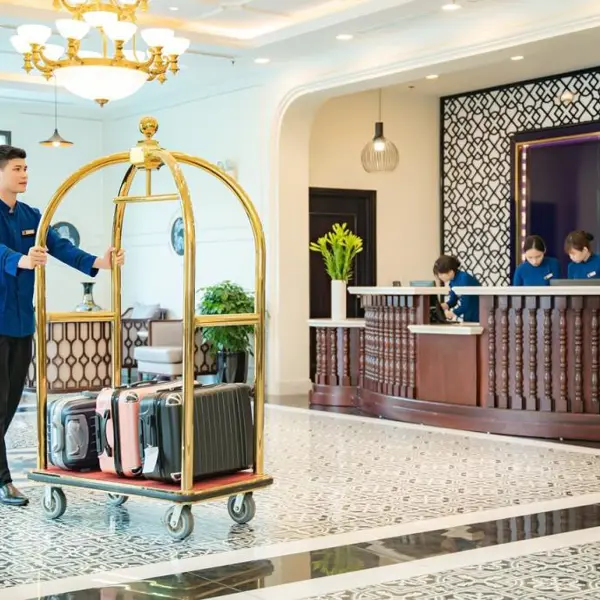 D'Lioro Hotel & Resort