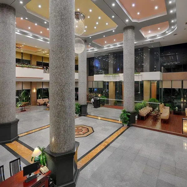Khách Sạn Hạ Long Plaza