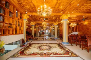 Khách sạn Nam Hồng