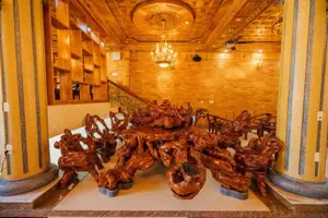 Khách sạn Nam Hồng