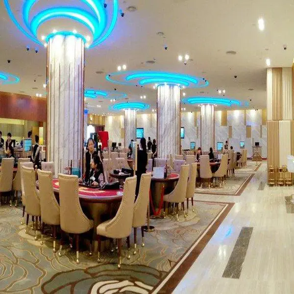 Khách Sạn Royal Hạ Long