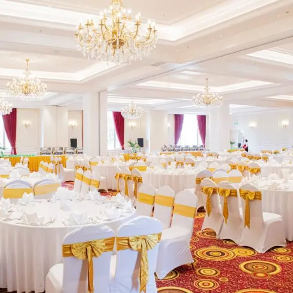 Khách Sạn Royal Hạ Long