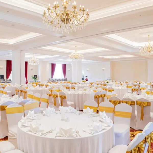 Khách Sạn Royal Hạ Long