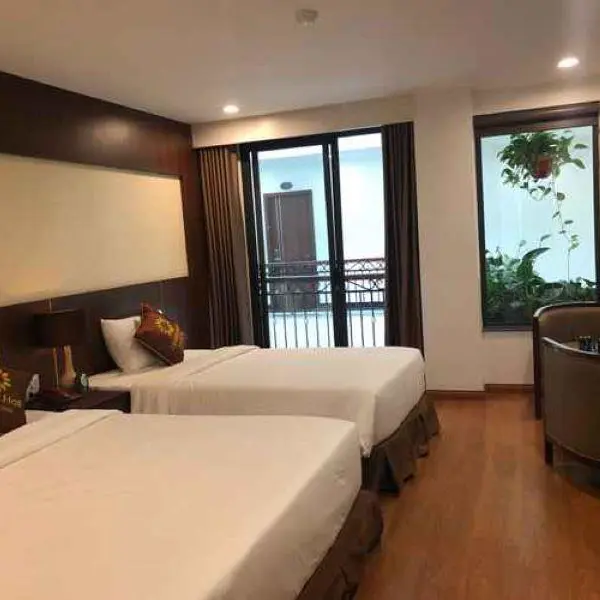 Liberty Hall Tam Coc Hotel & Villa