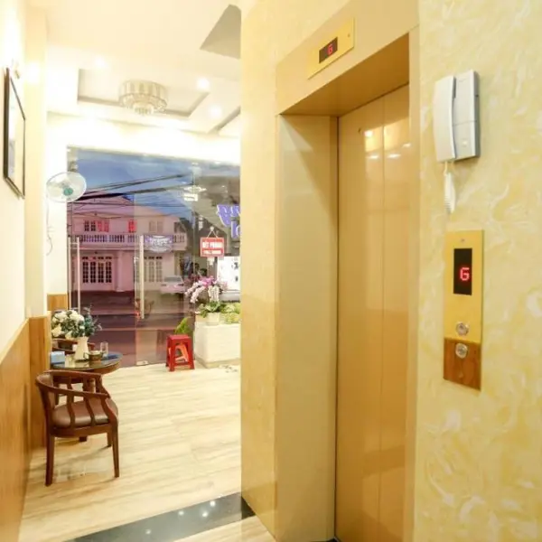 Khách sạn Cỏ Hồng Đà Lạt