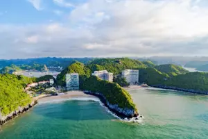 Flamingo Lan Hạ Bay Resort