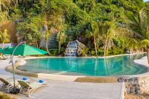 Wyndham Grand Flamingo Cát Bà Resort