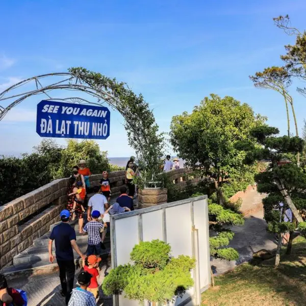 Hòn Dấu Resort