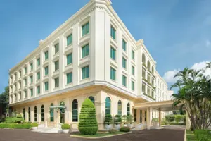 Khách Sạn Avani Hai Phong Harbour View