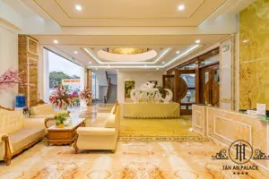 Khách sạn Tân An Palace