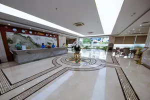 The Shine 2 Hotel & Apartment