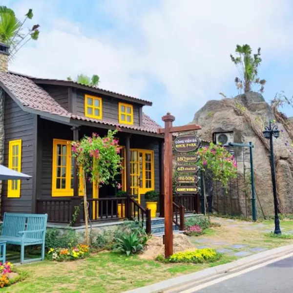 Vườn Vua Resort & Villas