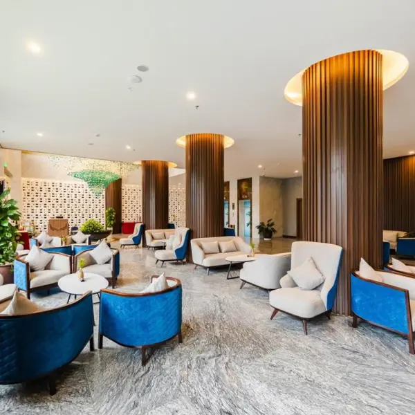 Khách sạn Mường Thanh Holiday Suối Mơ