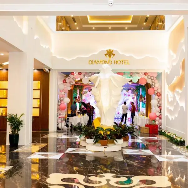 Khách sạn Diamond Vân Đồn