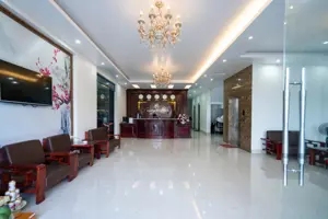 Khách sạn Luxury II