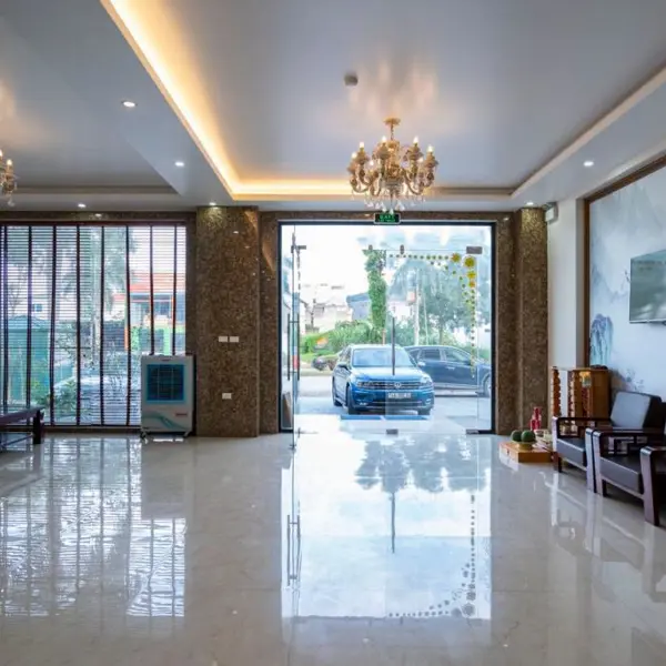 Khách sạn Luxury II