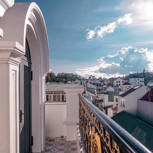 Khách Sạn Hạ Na