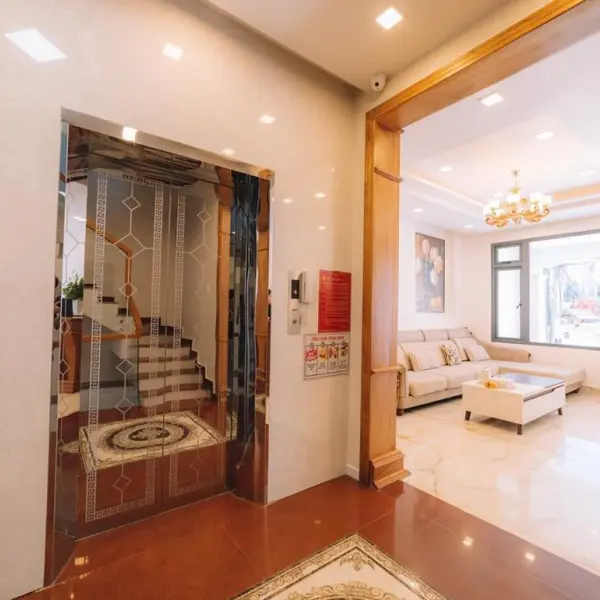 Khách Sạn Hạ Na