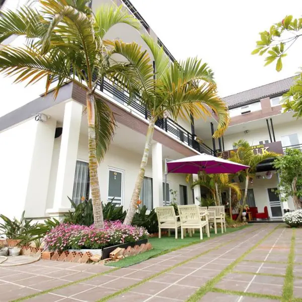 Khách Sạn TUK