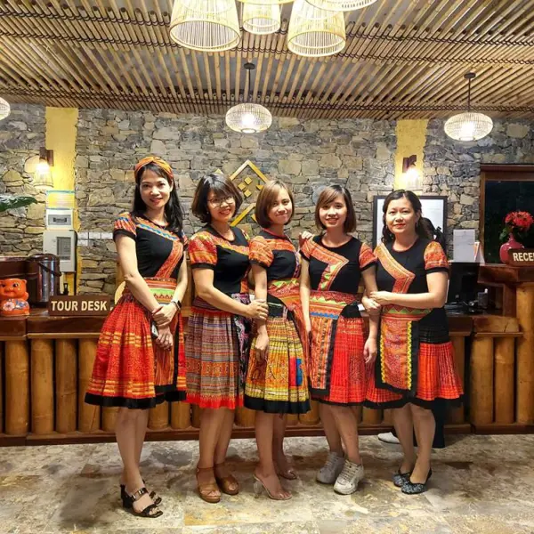 Mai Châu HideAway Lake Resort