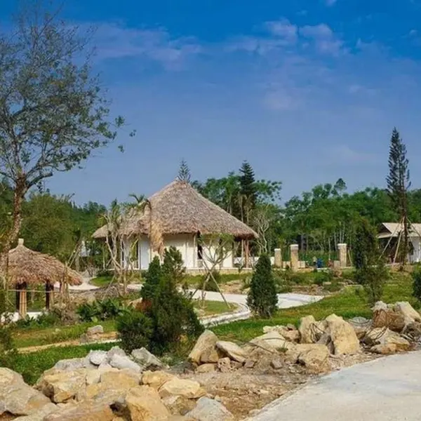 Ba Khan Village Resort