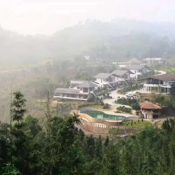 Ba Khan Village Resort