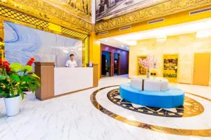 Khách Sạn Sakura Hòa Bình