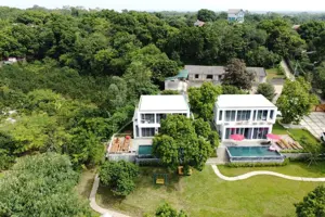 Lava Haus Villa & Bungalow