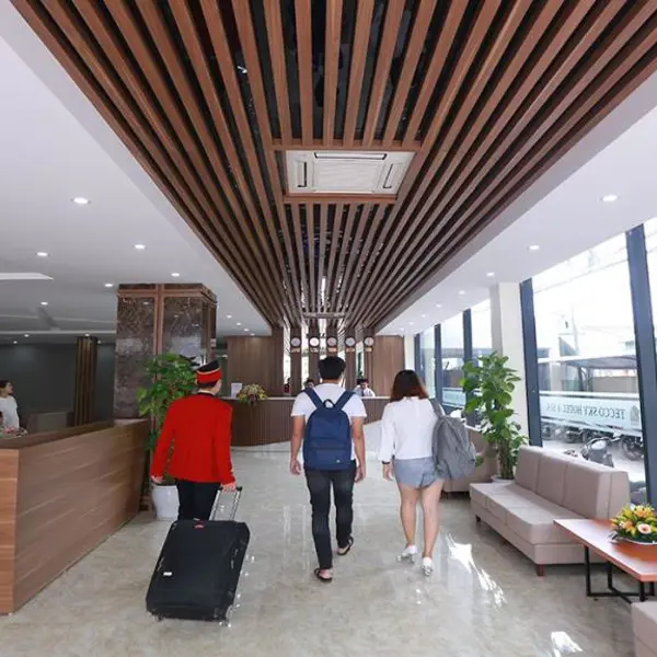 Khách Sạn Tecco Sky