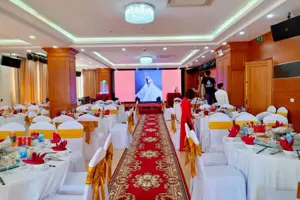 Khách Sạn Sông Quỳnh Hoàng Mai