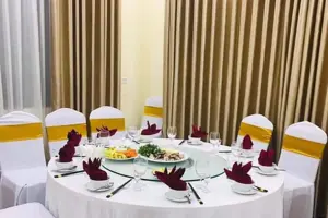 Khách Sạn Sông Quỳnh Hoàng Mai