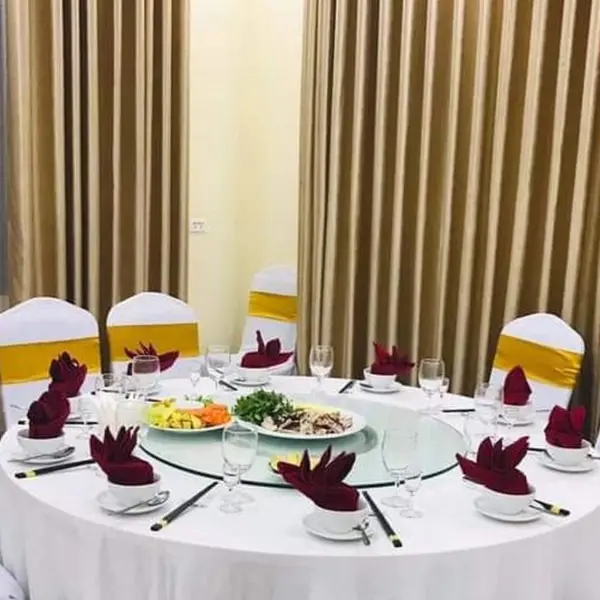 Khách Sạn Sông Quỳnh Hoàng Mai