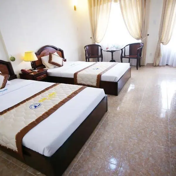 Khách sạn Hàm Luông