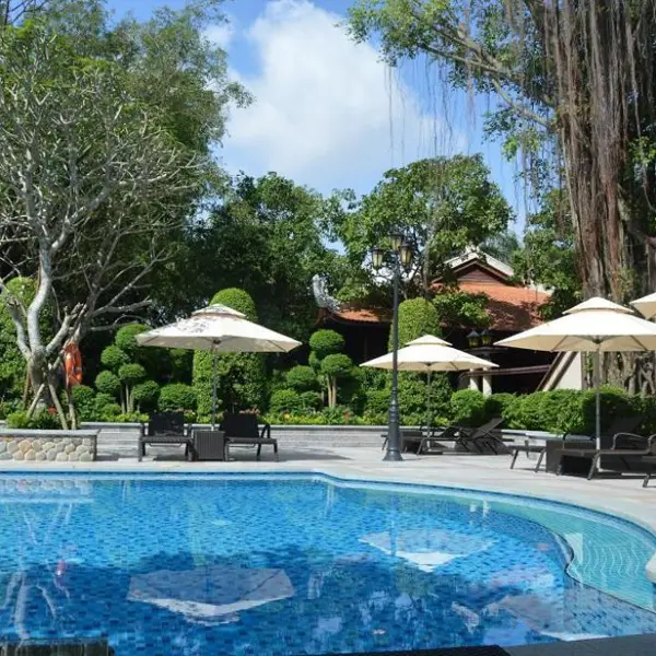 Phương Nam Resort