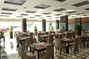 Khách sạn The Mira Boutique