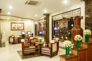 Khách Sạn Long Bảo Châu