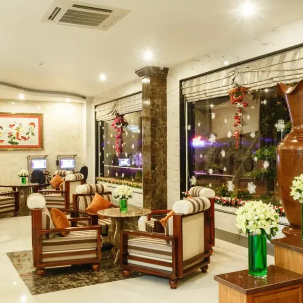 Khách Sạn Long Bảo Châu