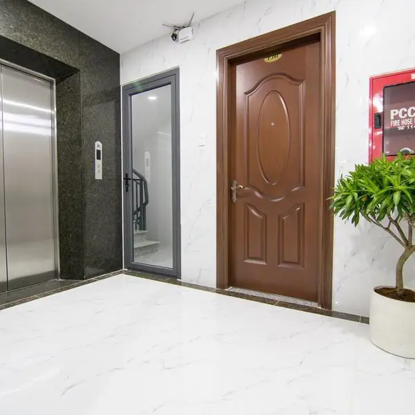 RedDoorz The Jade Hotel Than Nhan Trung