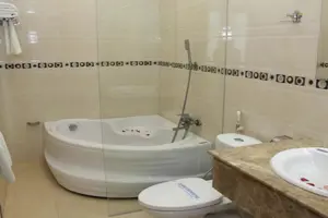 Khách sạn Trần Vinh