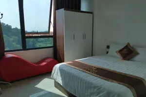 Khách Sạn Tường Vân Legend