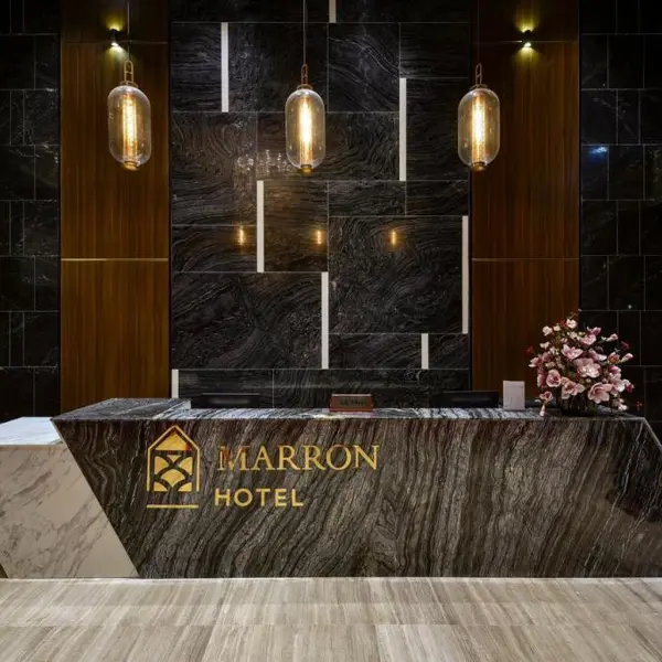 Khách Sạn The Marron