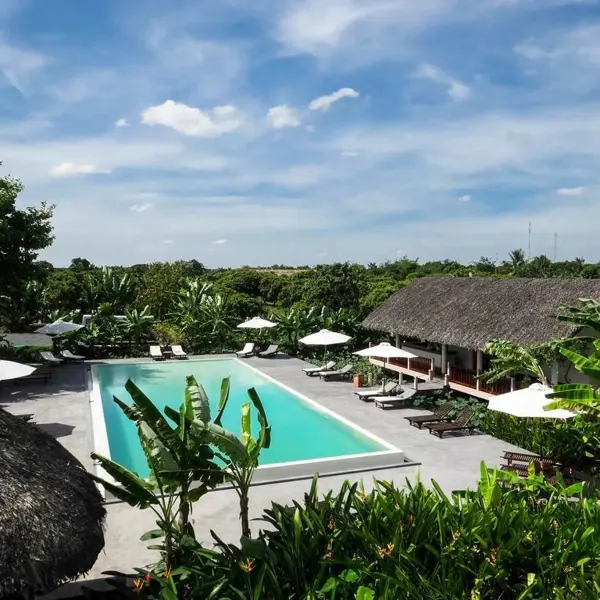 Mekong Riverside Boutique Resort & Spa